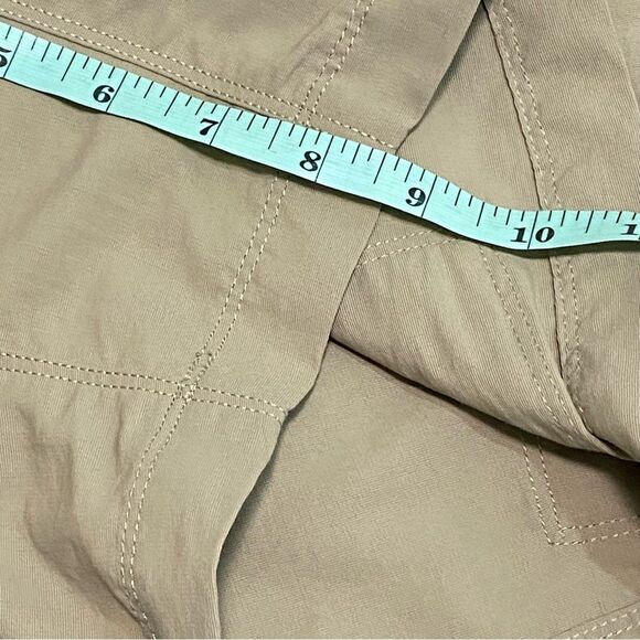 THE NORTH FACE - SIZE 30 - KHAKI COLOR CARGO SHORTS - GOOD CONDITION - B8 - Picture 7 of 10